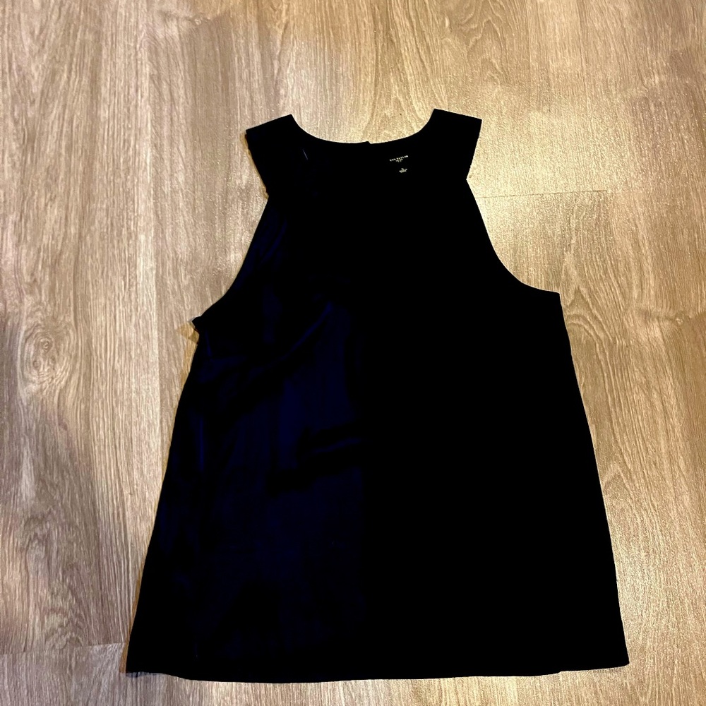 Silk dressy tank with flowered collar